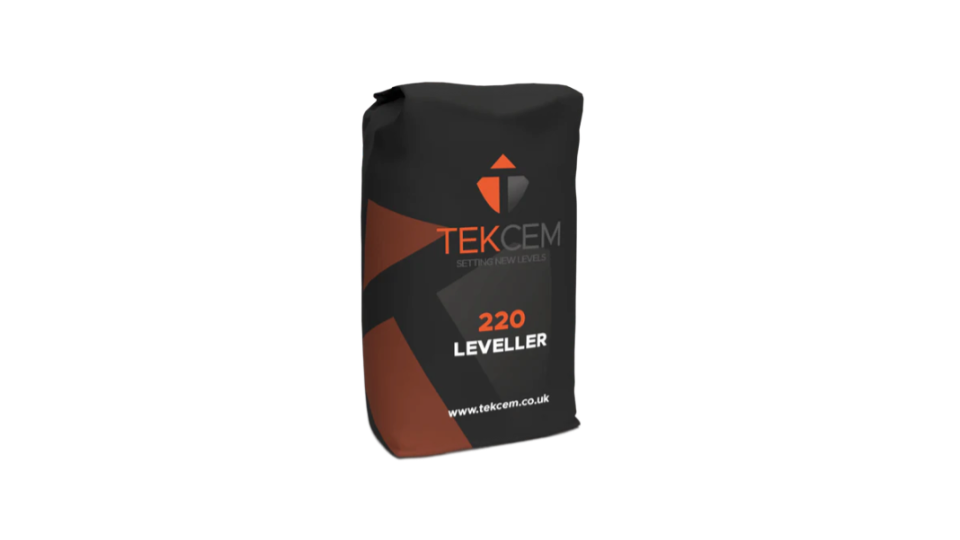 Tekcem 220 (2mm-20mm) Levelling Screed 25kg | Screedworks UK